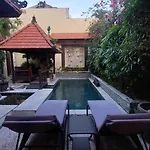 Villa Heliconia