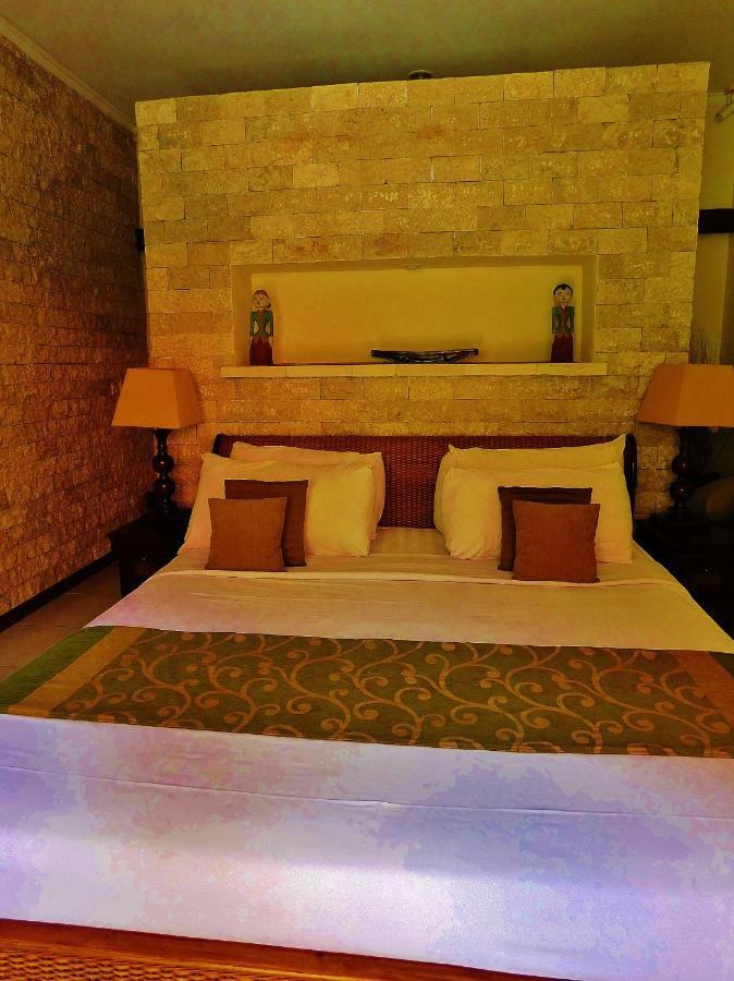 Heliconia Villa Seminyak (Bali)