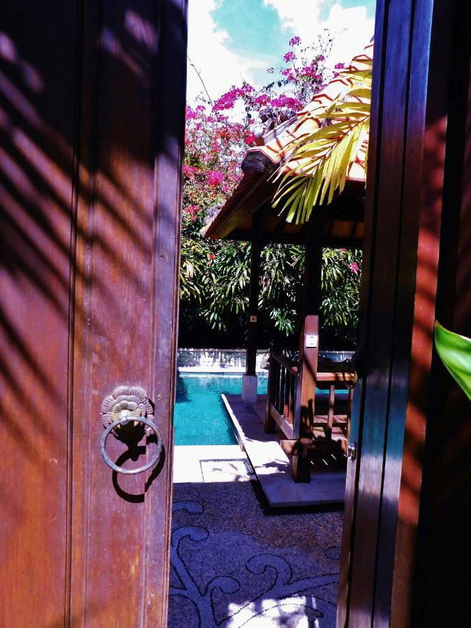 Heliconia Villa