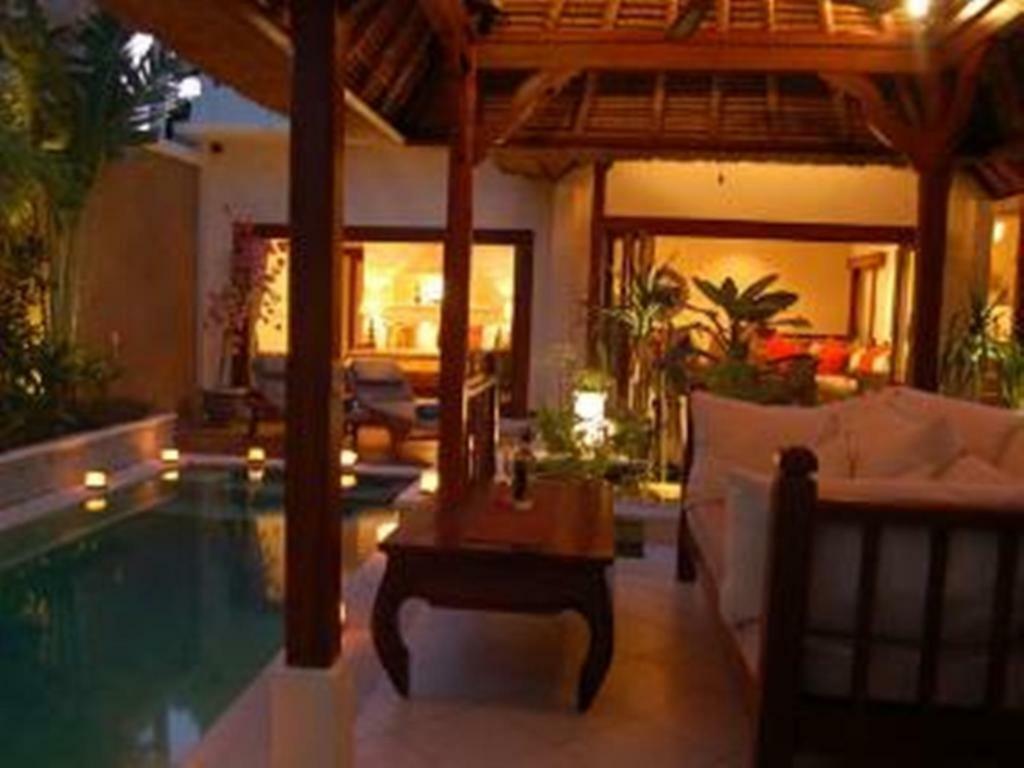 Heliconia Villa